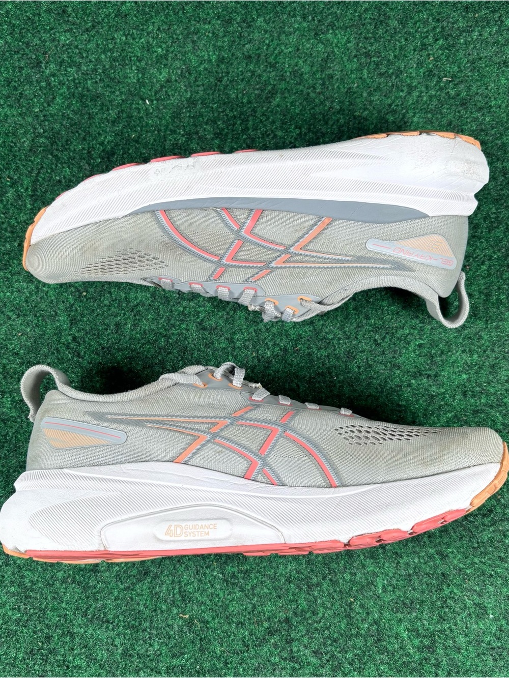 Asics Gel-Kayano 31 1012B671 Athletic Sneaker Women's 9.5 Gray Mesh Road Running